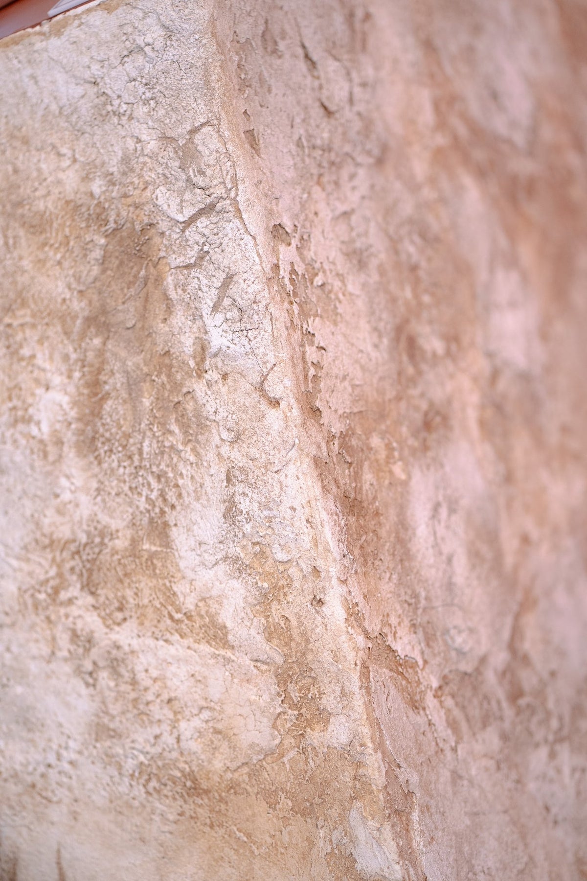 Decora Petra stone effect Venetian Plaster in warm blush and sand tones